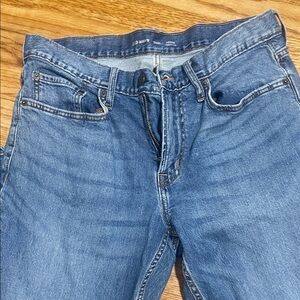 Old Navy Men's Relaxed Fit Blue Jeans